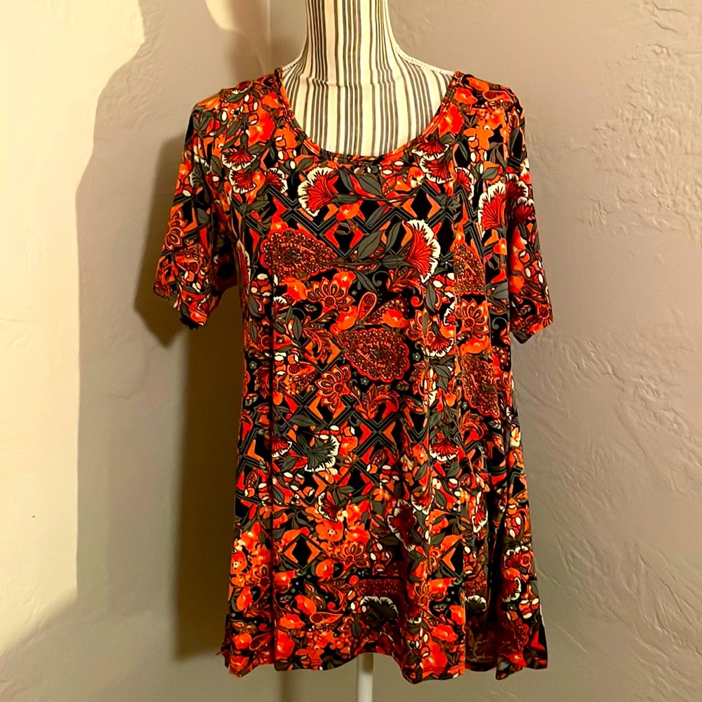 Orange Paisley design Perfect Tee